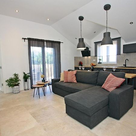 Apartman Gajka Supetar Exterior foto