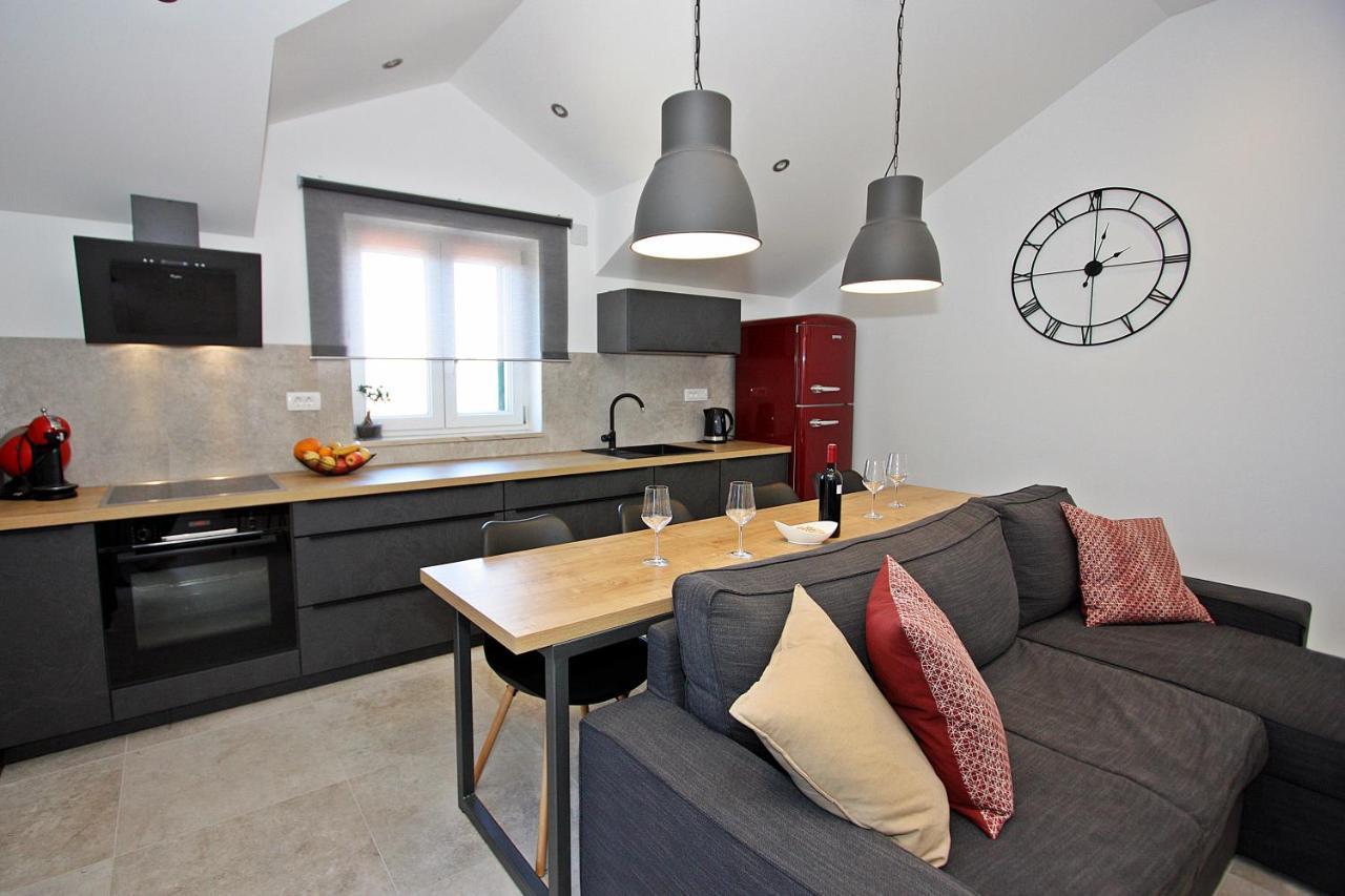 Apartman Gajka Supetar Exterior foto